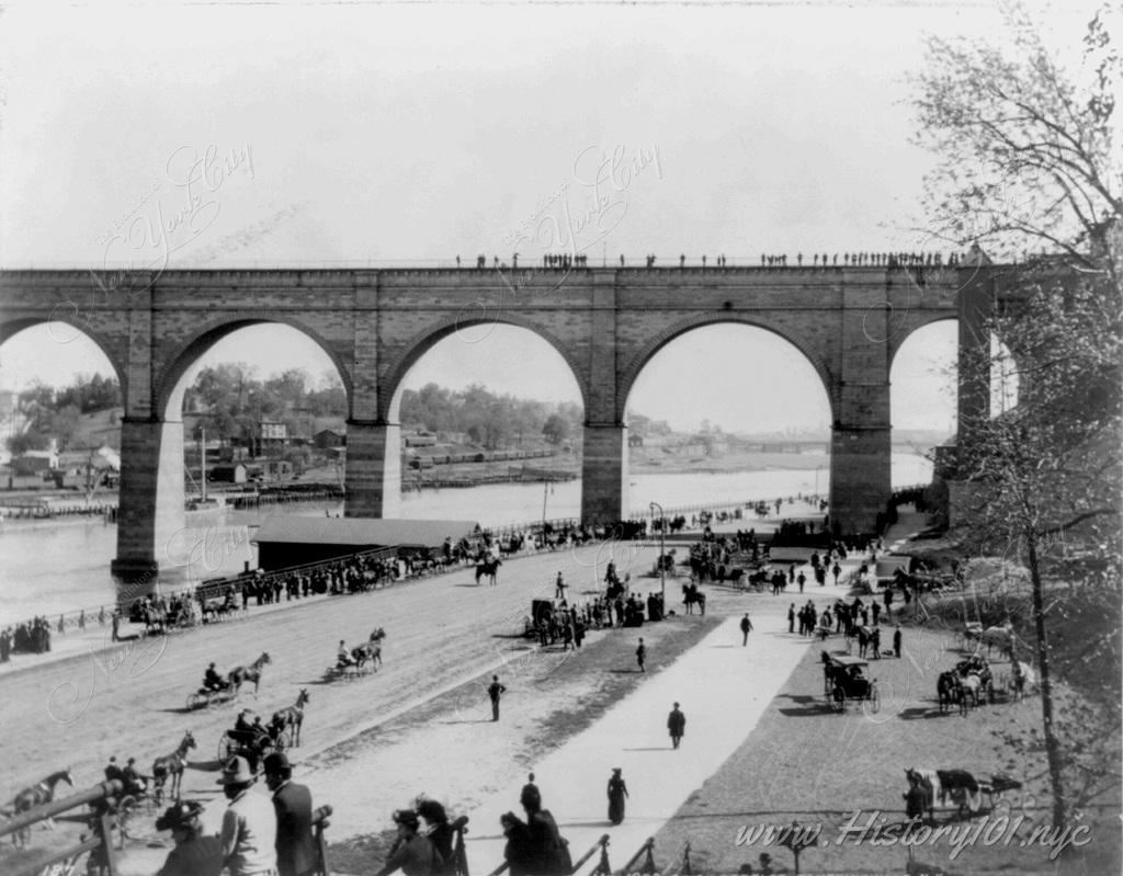 The Harlem River Speedway was opened in 1898, inviting sightseers to enjoy the spectacular views of the new waterfront esplanade.