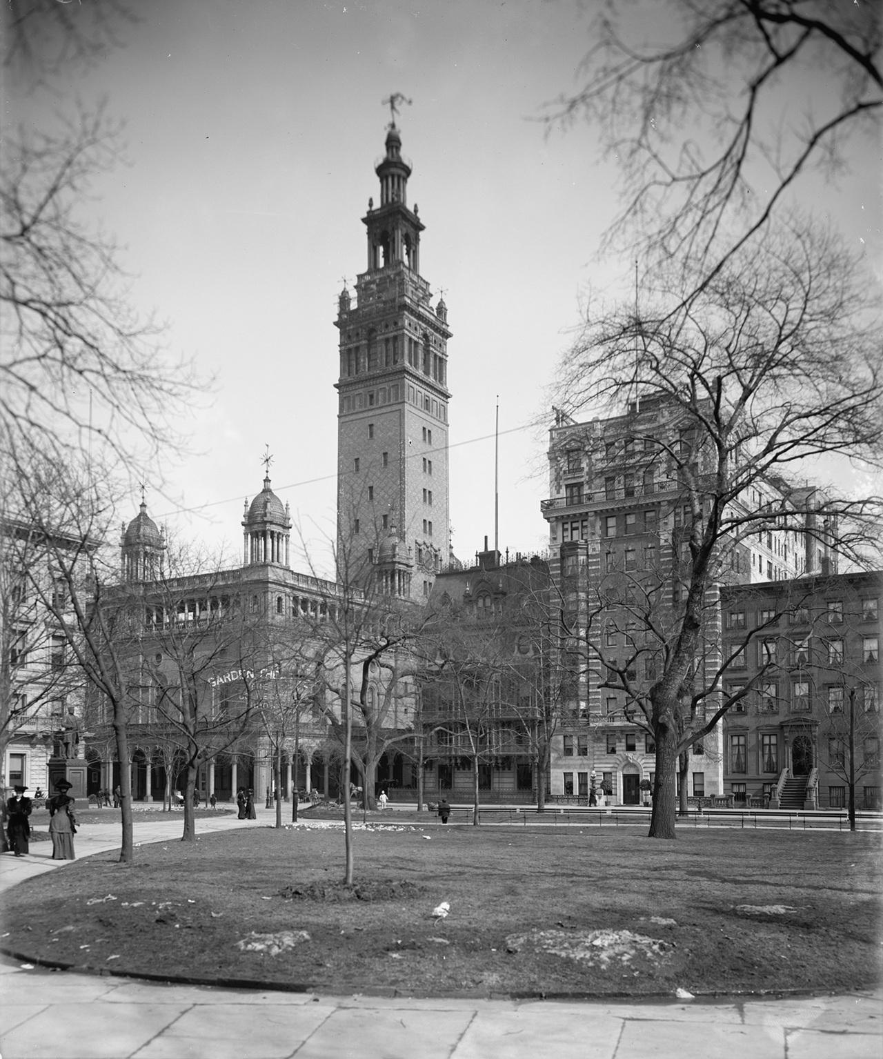 Madison Square Garden - NYC in 1910
