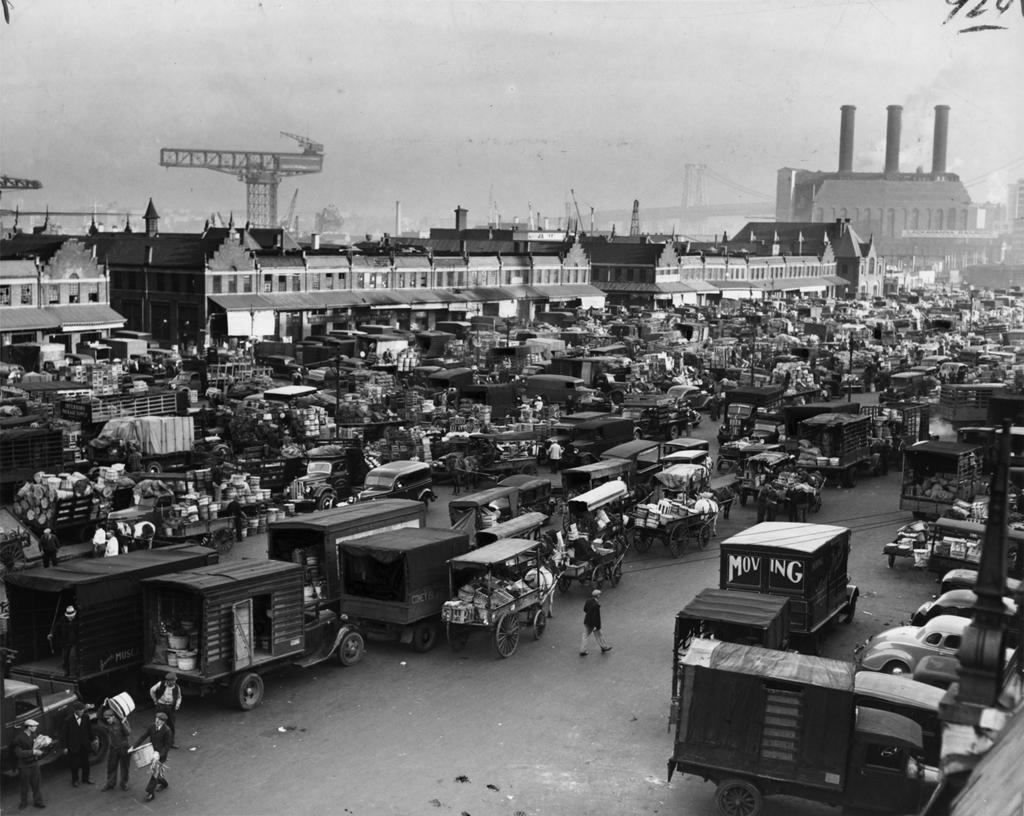 Brooklyn Wallabout Market NYC in 1940