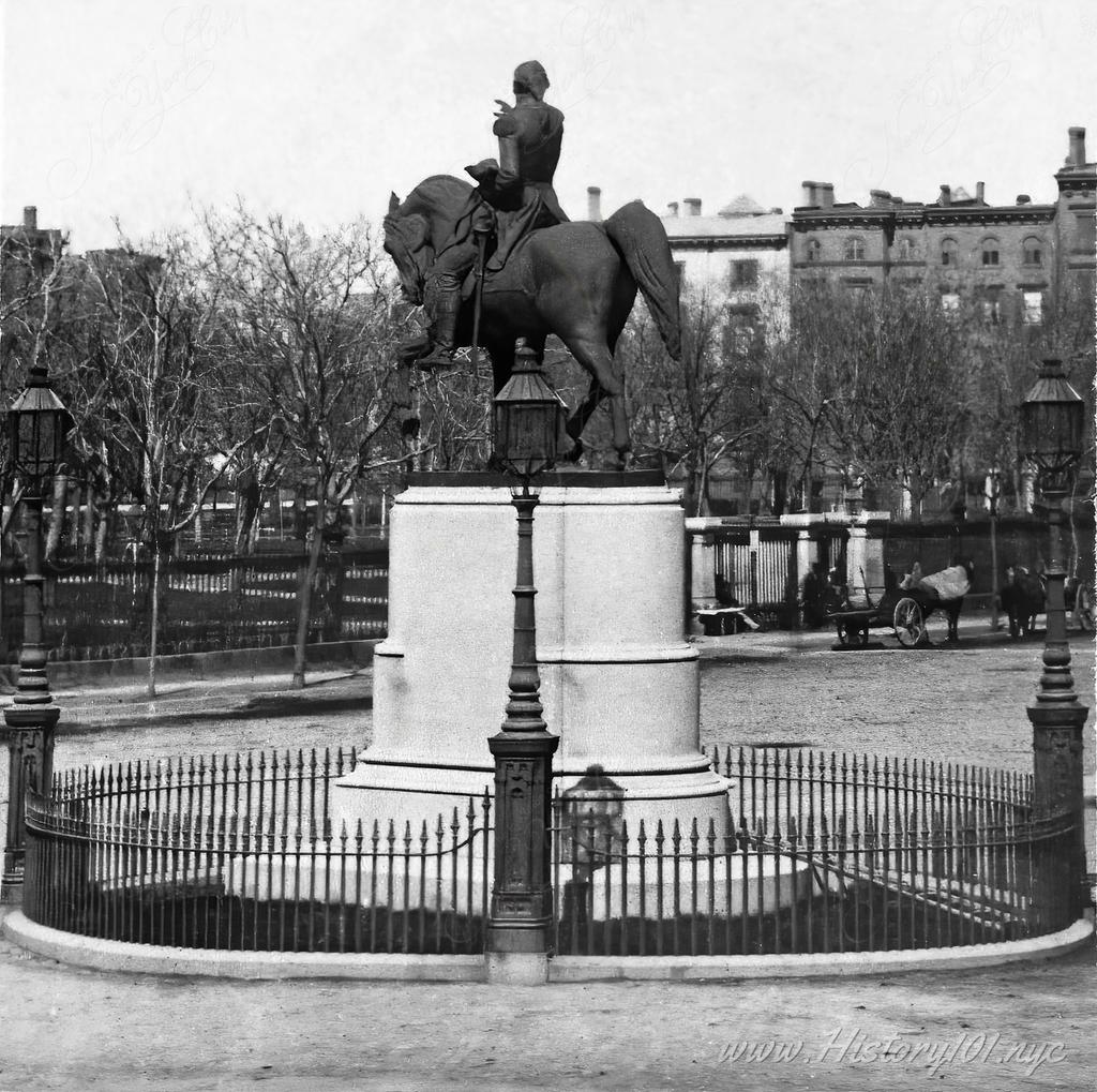 Photograph by George Stacy showing the bronze sculpture of George Washington by John Quincy Adams Ward, originally installed at Federal Hall National Memorial.