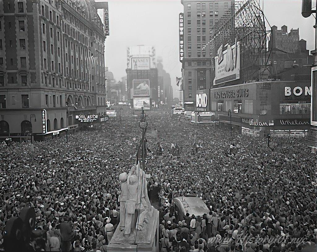 Crowds Gather in Times Square to Celebrate V-J Day (Victory over Japan Day) on Tuesday August 14, 1945