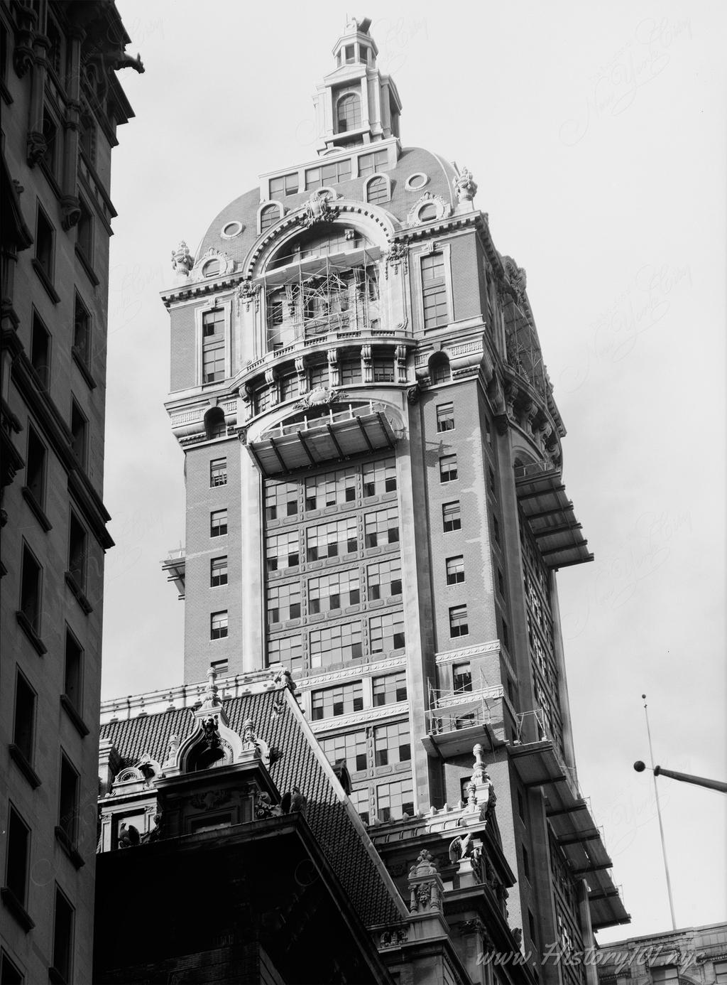 Photograph of the Singer Tower close up, taken from the west.
