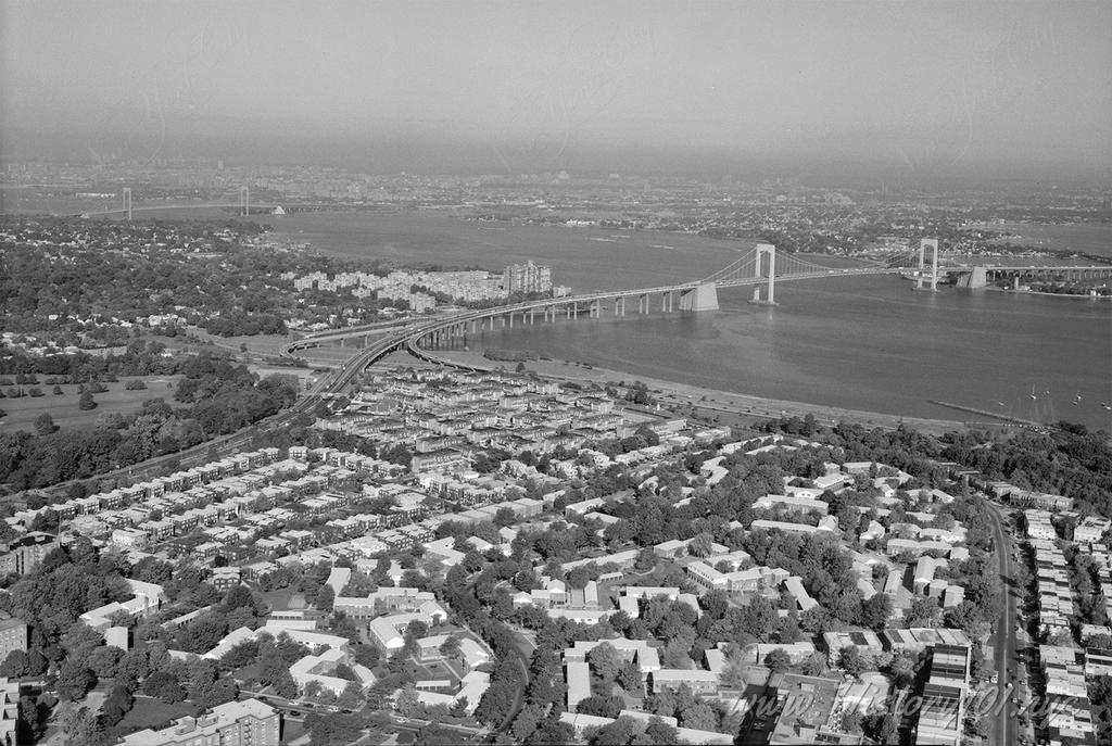 Photograph of the Throgs Neck suspension bridge, taken from over Queens looking north towards the Bronx.